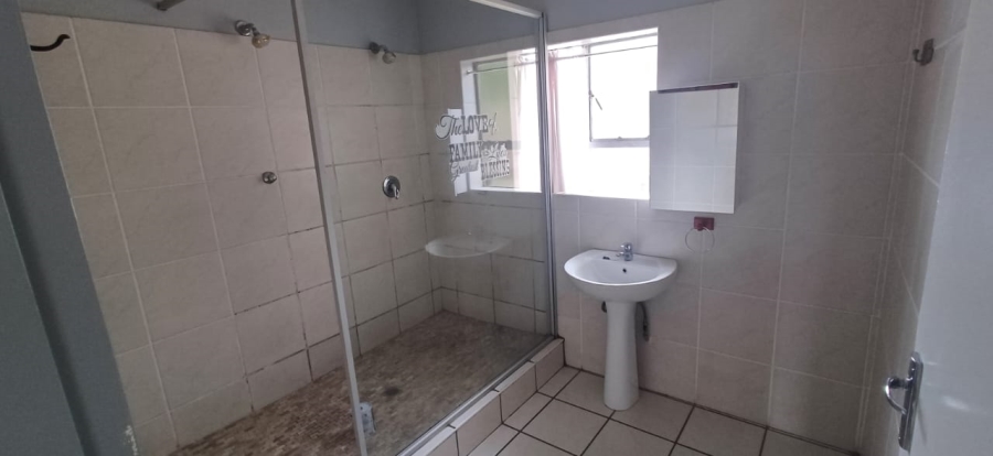 To Let 3 Bedroom Property for Rent in Morelig Free State